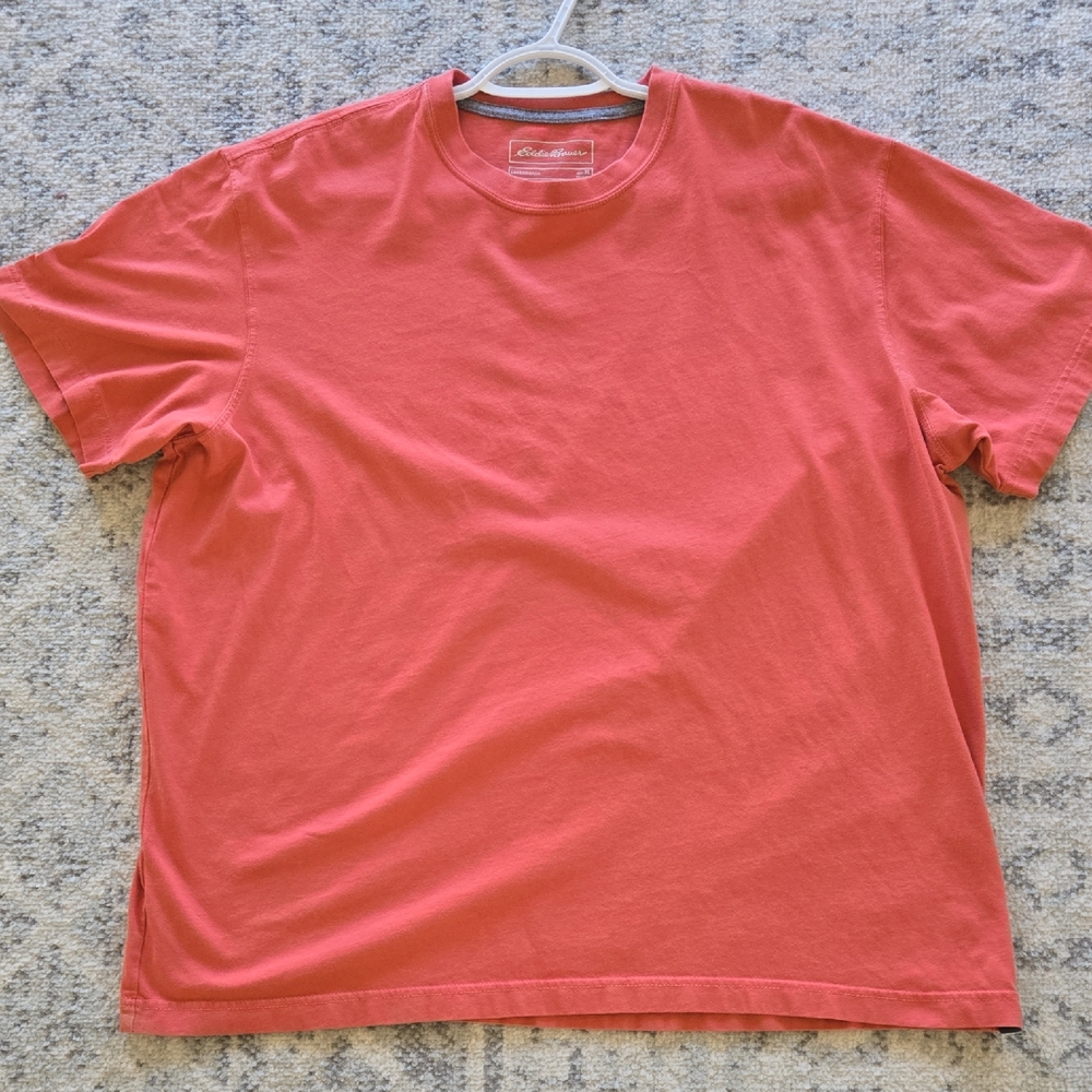 Eddie Bauer Men's Salmon Short Sleeve Tee